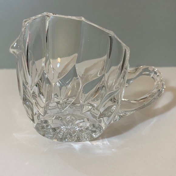 Vintage Action Industries 1981 Glass Sugar & Creamer Set - Picture 10 of 12